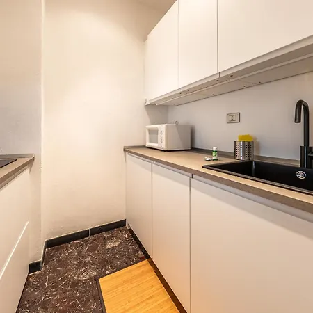 Casa Clementina - Confortevole E Centrale, A Pochi Passi Dal Mare Apartmán *