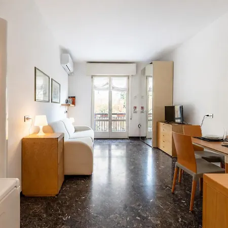 Casa Clementina - Confortevole E Centrale, A Pochi Passi Dal Mare Apartmán