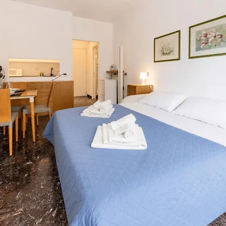 Casa Clementina - Confortevole E Centrale, A Pochi Passi Dal Mare *